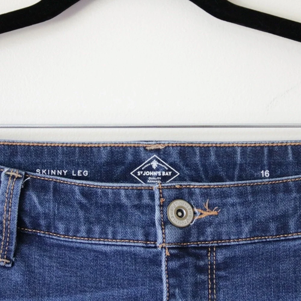 Women's‎ St John's Bay Skinny Jeans Size 16